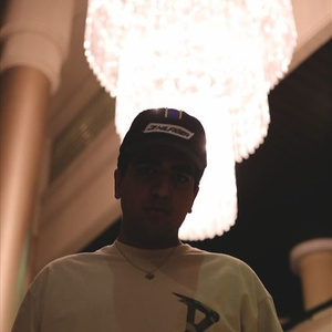 夏芙女王视频免费视频社区
