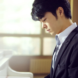 男生下面硬的视频
